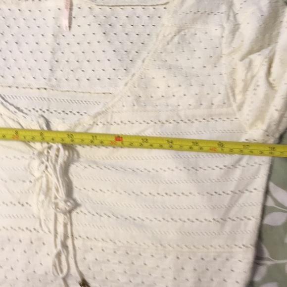 Dress- D1001 - Picture 6 of 6